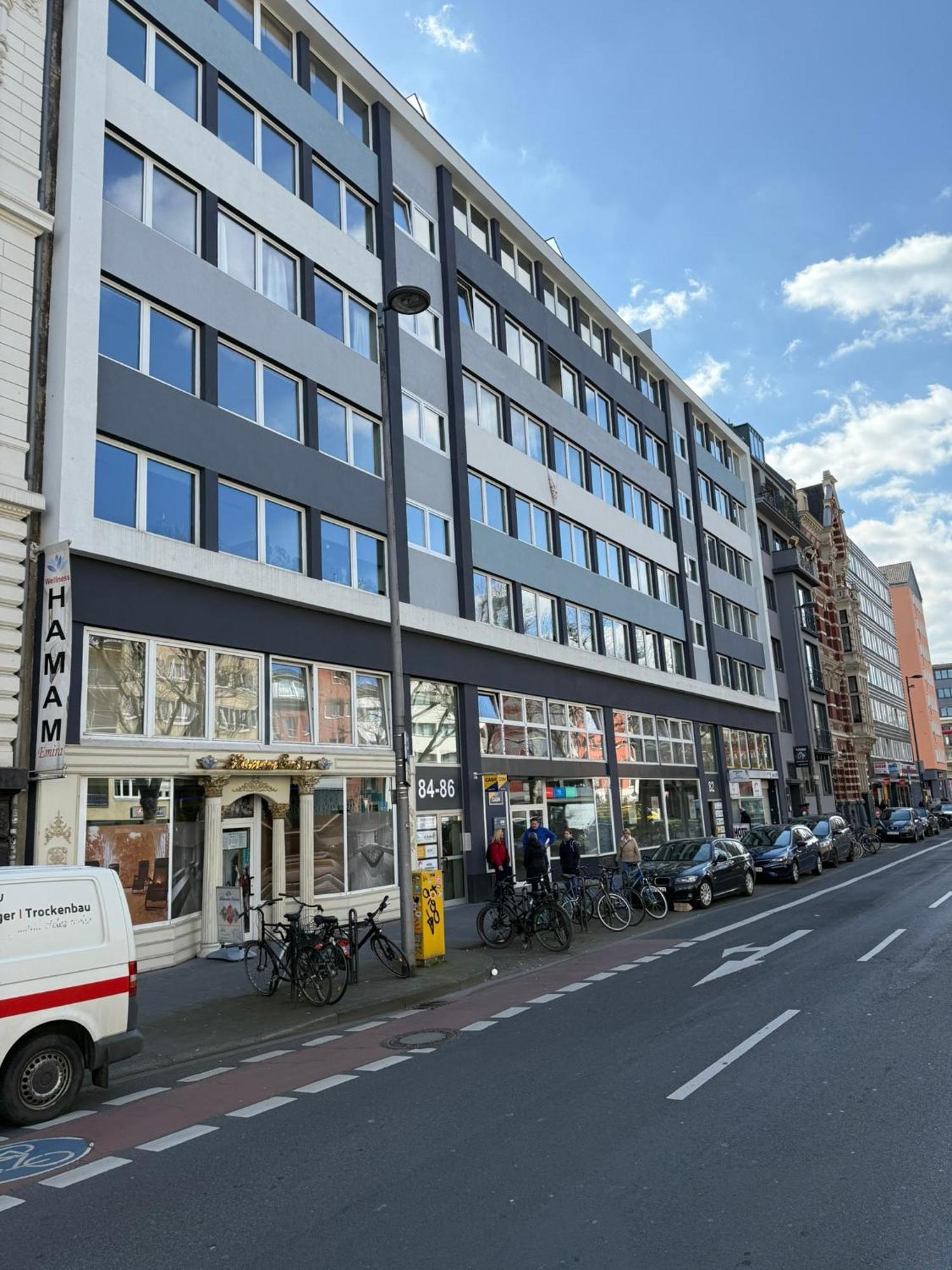 Hotel Garni Emir Koln Bagian luar foto