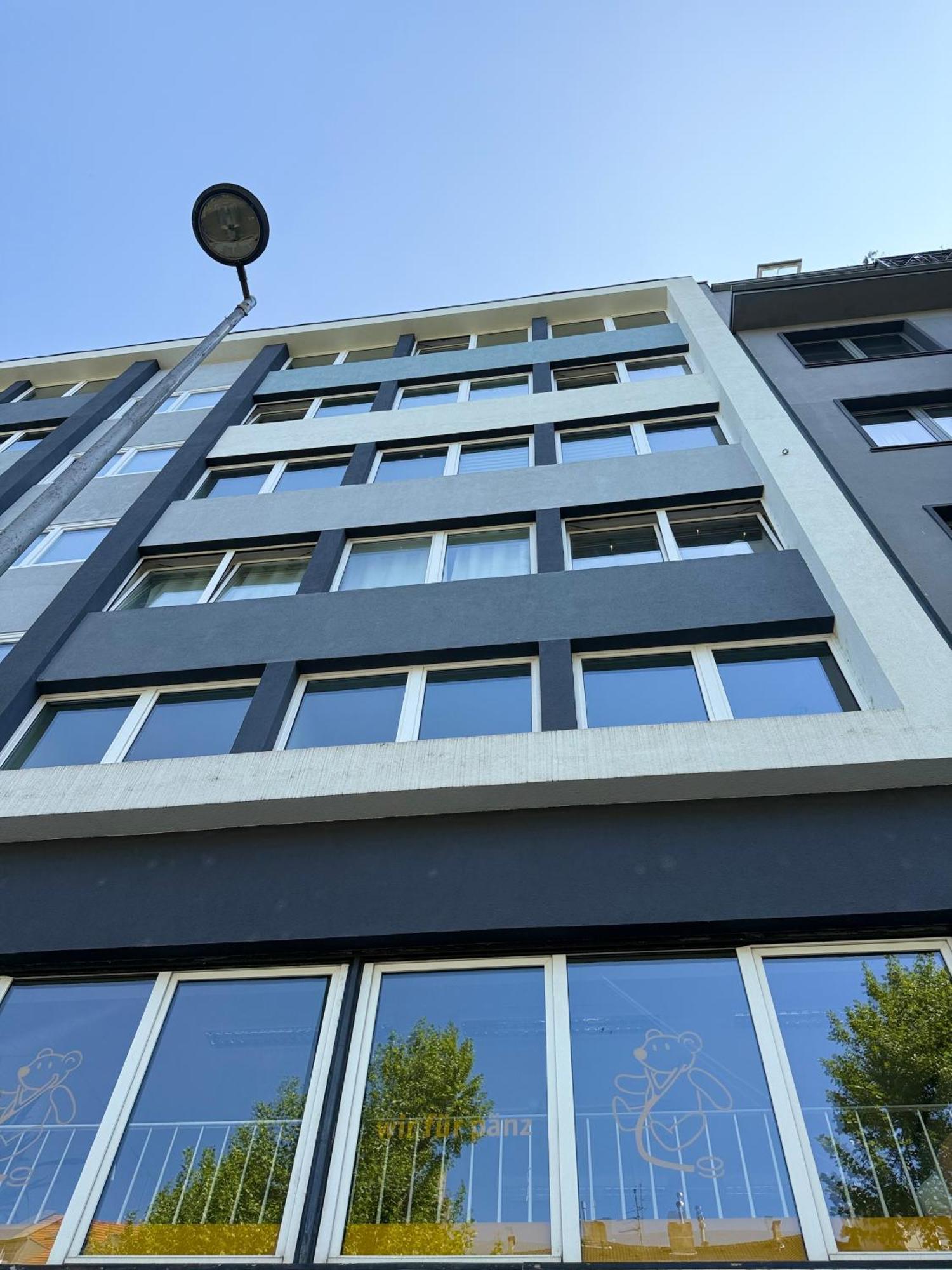 Hotel Garni Emir Koln Bagian luar foto